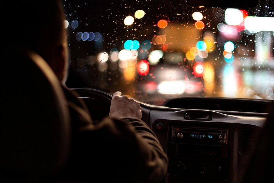 Night Driving Tips and Mistake to Avoid