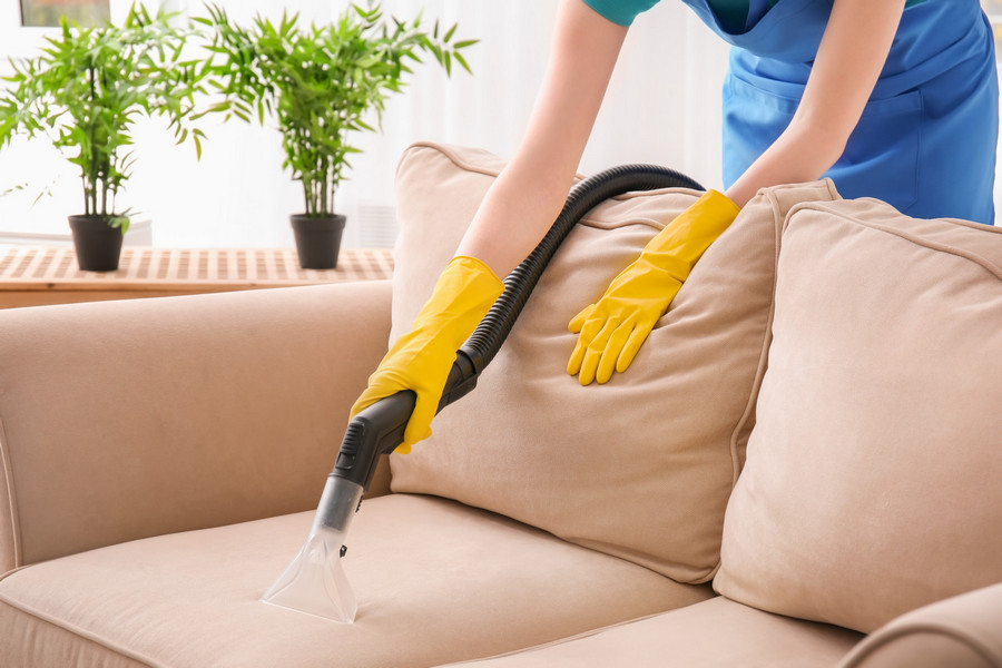 Sofa Cleaning Tips from the Experts